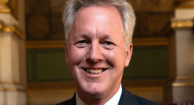 Gran Bretaña nombra a David Cairns como nuevo embajador en&nbsp;Argentina