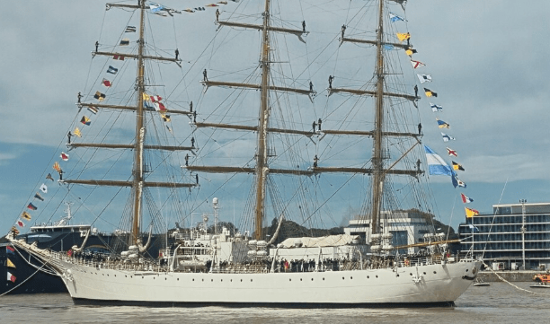 La Fragata Libertad inició un nuevo viaje de&nbsp;instrucción